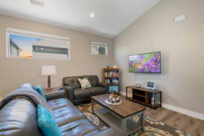 Modern Midtown Home Close to Downtown